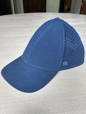 Melin A-Game 58 cm Navy Blue hat used